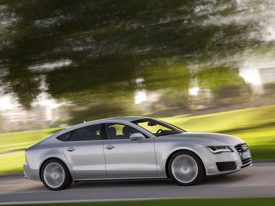  Audi A7 Sportback 3.0 TDI Quattro 2010 года  (фото 37 из 45)